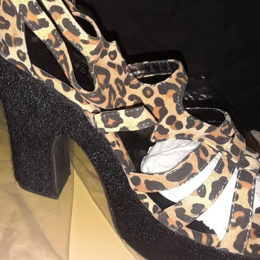 LEOPARD  PLATFORM HEEL